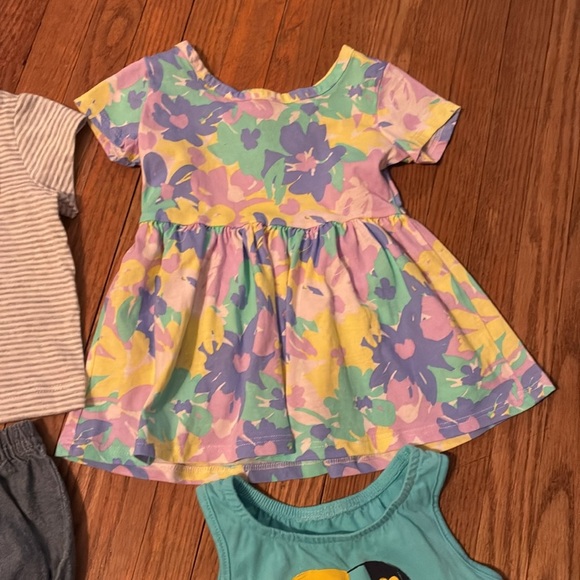 Colorful Baby Clothing Set - Picture 6 of 15